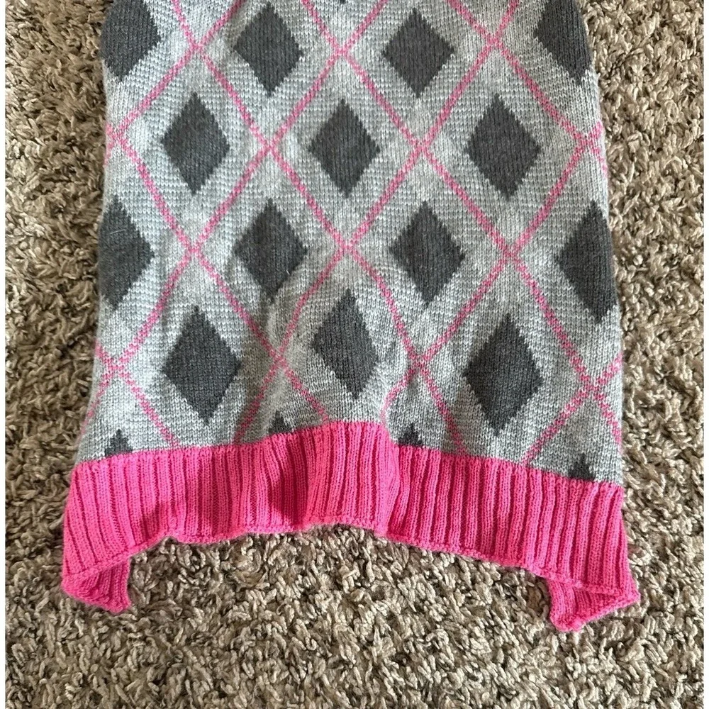 Vibrant Life Pink Argyle Dog‎ Sweater Size Medium